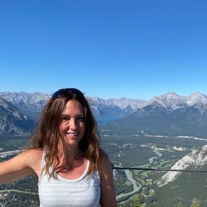 Meet your Posher, Julie